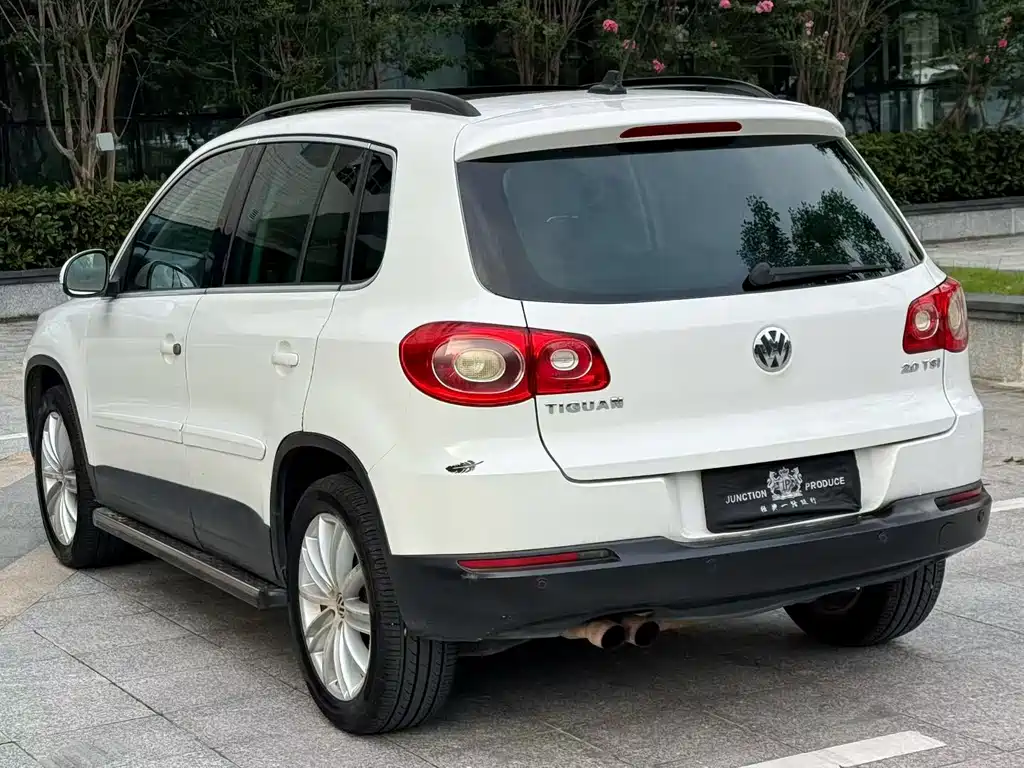 Volkswagen Tiguan — миниатюра 4