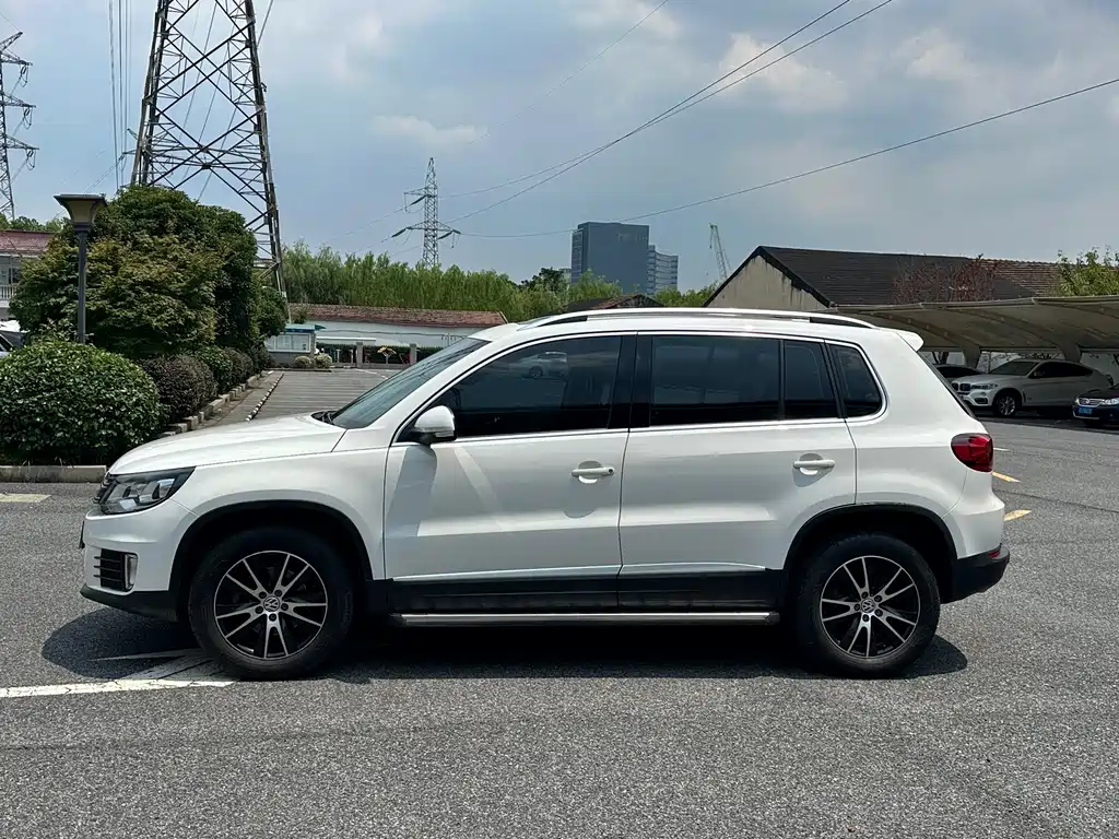 Volkswagen Tiguan — миниатюра 4