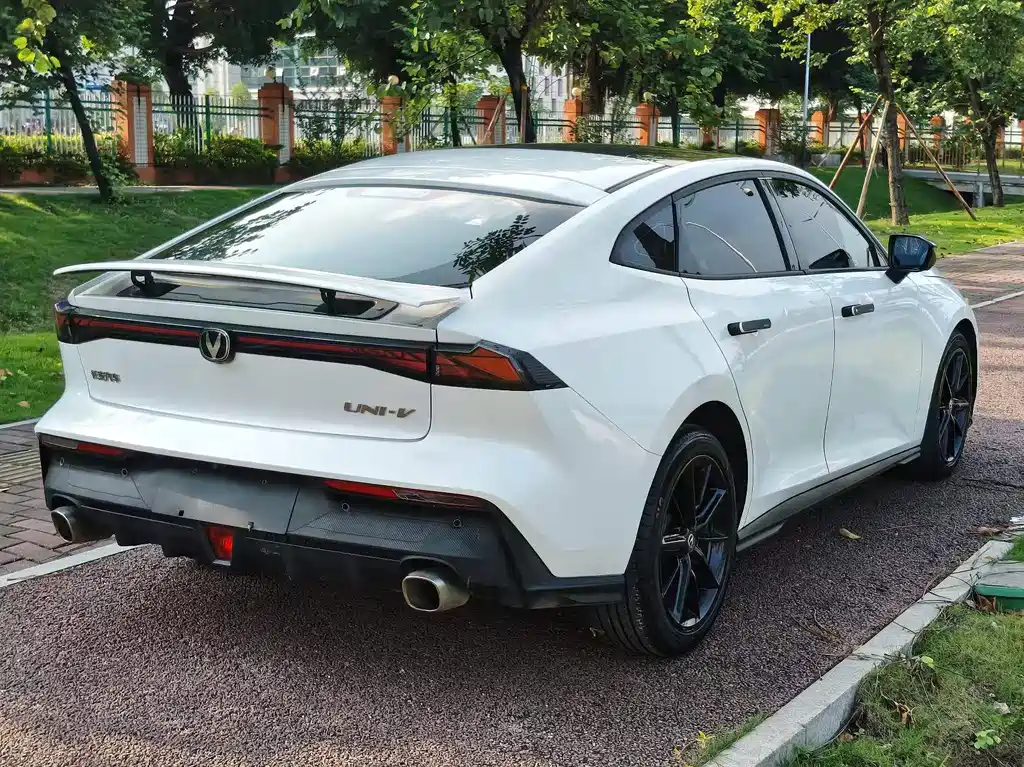 Changan UNI-V — миниатюра 9