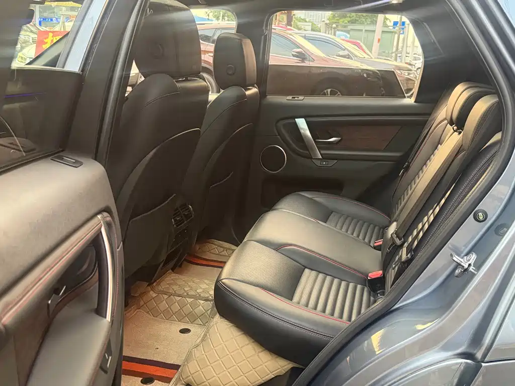Land Rover Discovery Sport — миниатюра 10