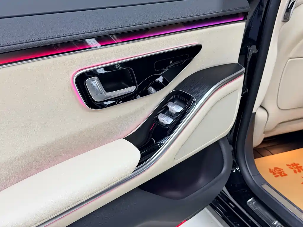 Mercedes-Benz S-Class — миниатюра 13