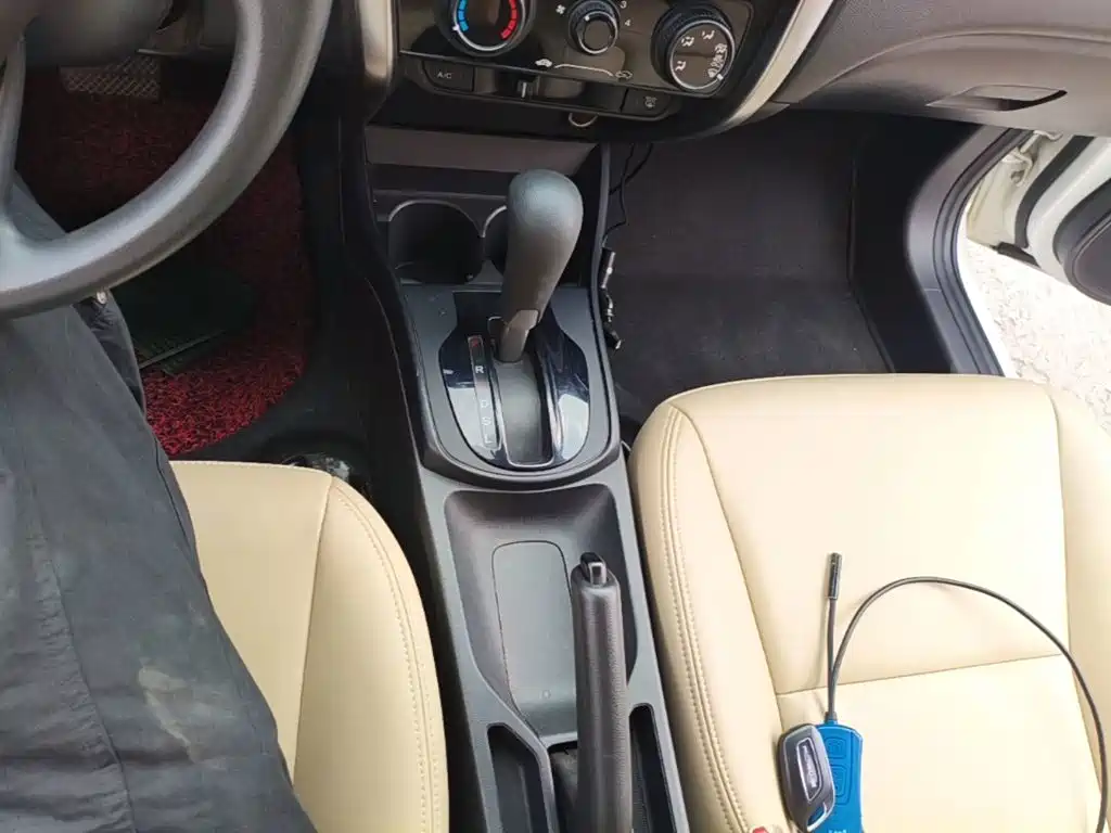 Honda City — миниатюра 14