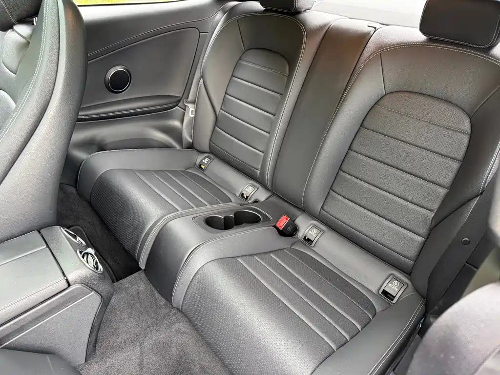 Mercedes-Benz C-Class (Import) — миниатюра 12
