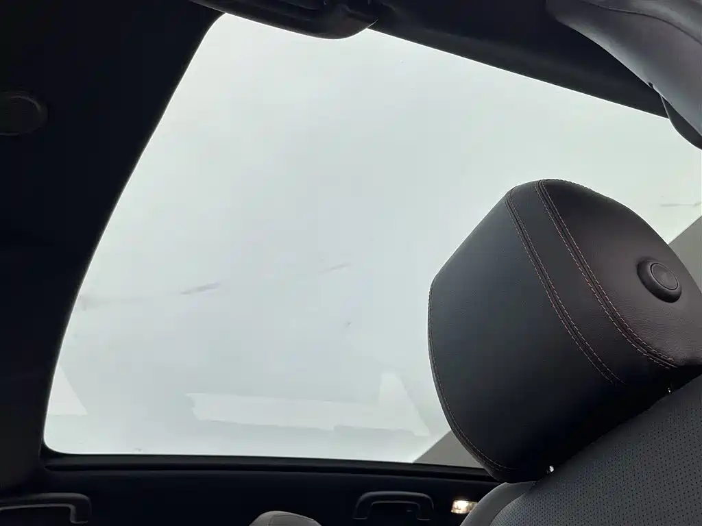 LAND ROVER DISCOVER SPORTS