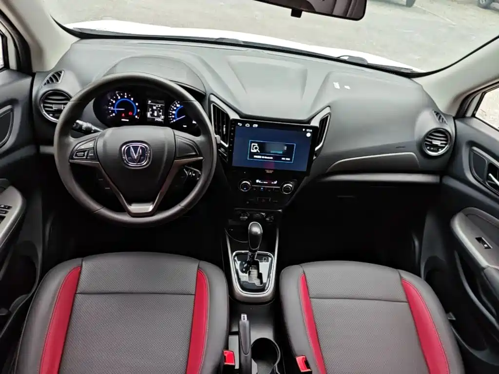 Changan CS15 — миниатюра 10
