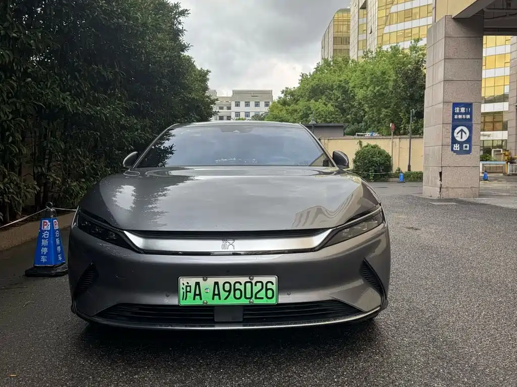 BYD Han — миниатюра 2