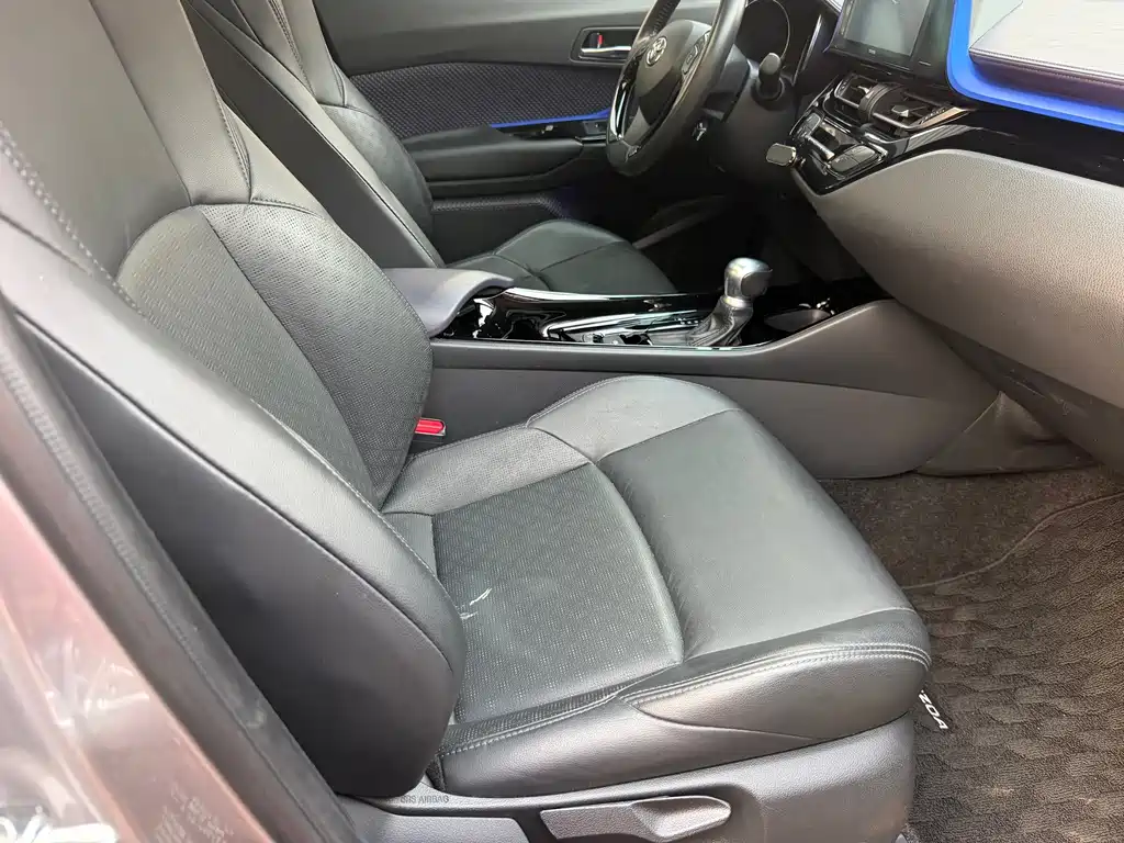 Toyota IZOA — миниатюра 13