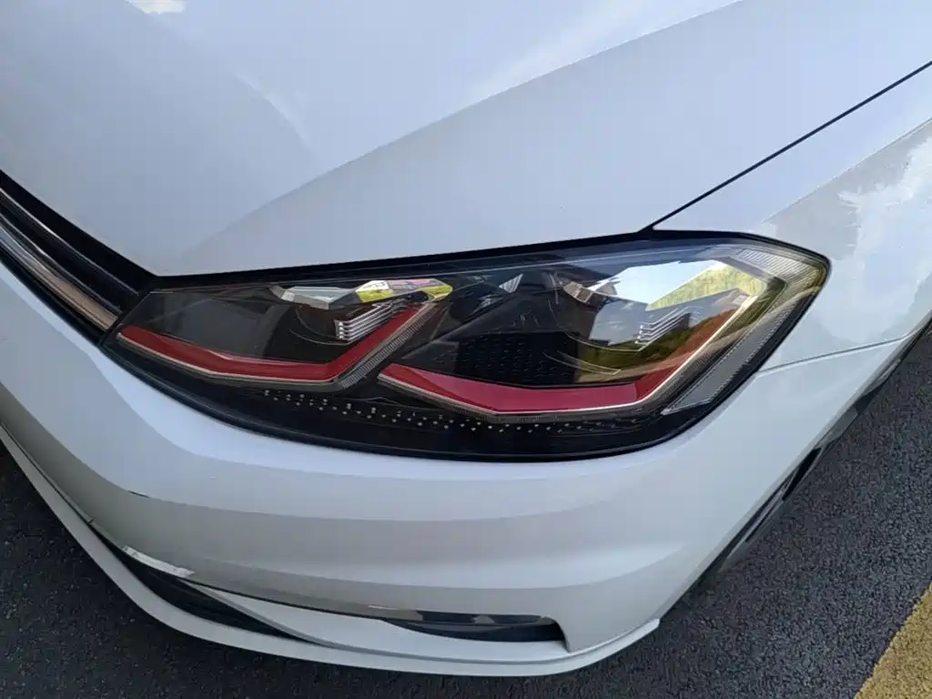 Volkswagen Golf — миниатюра 24