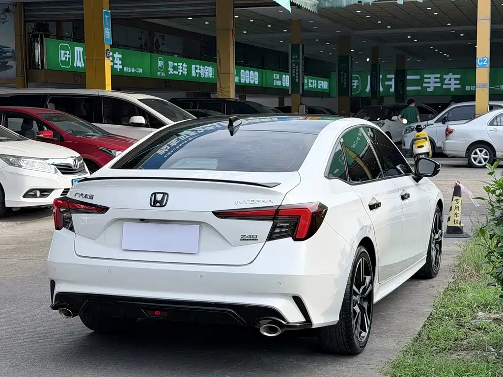 Honda Integra — миниатюра 12