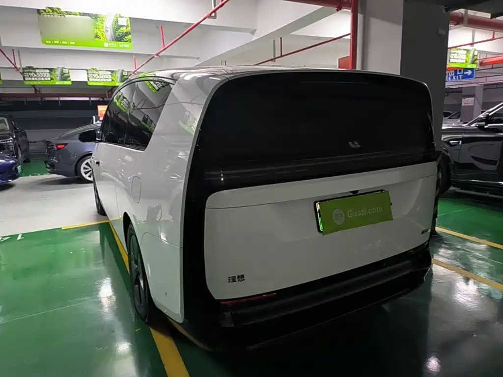 Li Auto Li MEGA — миниатюра 5