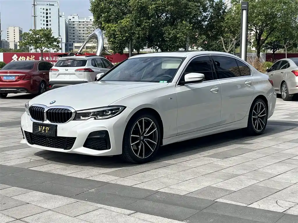 BMW 3 Series 2021