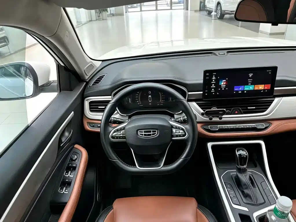 Geely Vision X6 — миниатюра 3