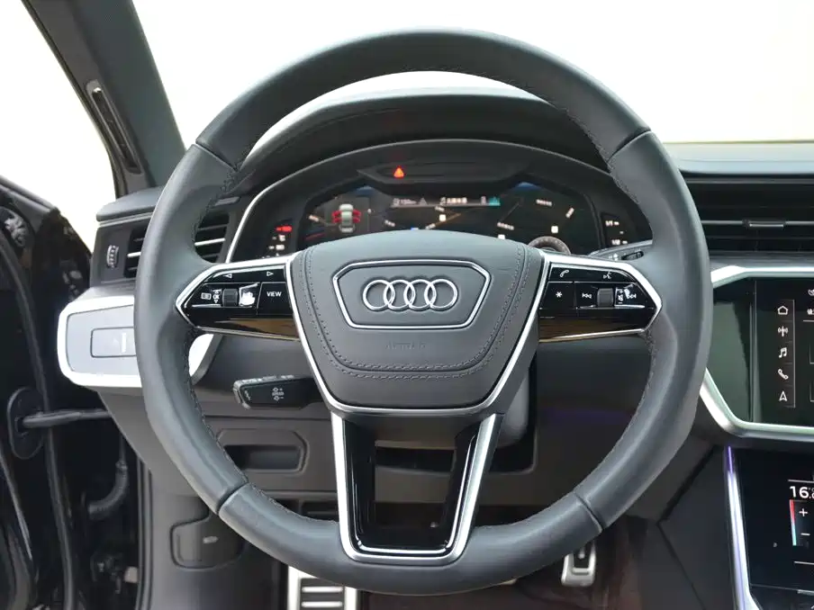 Audi A6L 2025 45 TFSI quattro
