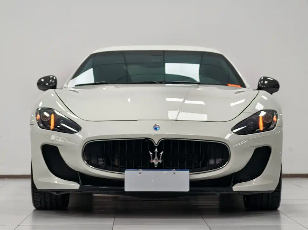 Maserati GranTurismo — миниатюра 2