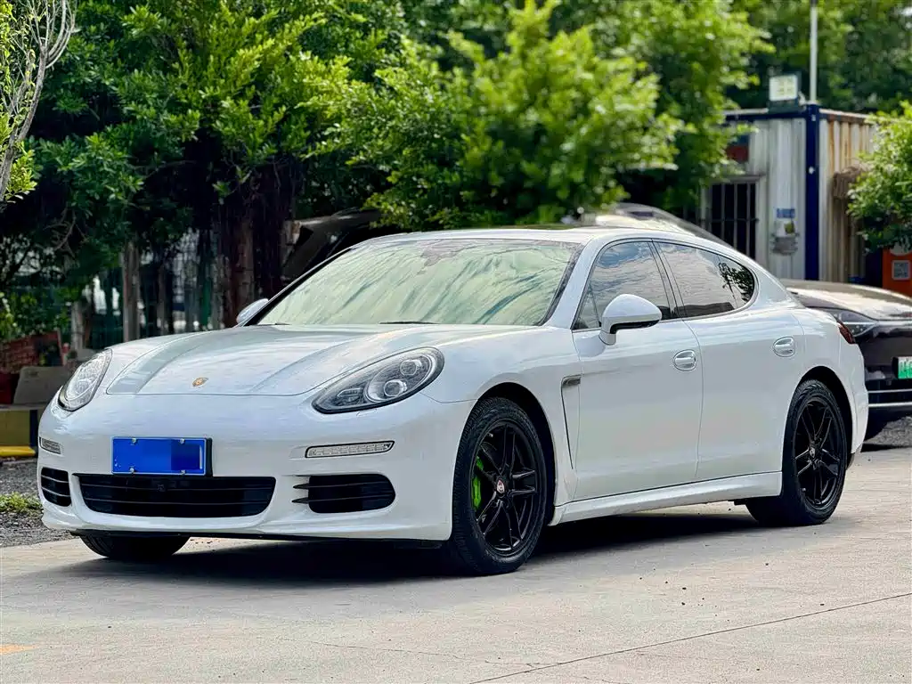 Porsche Panamera 2014