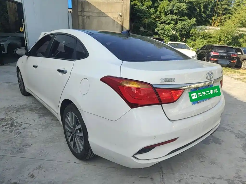 Hyundai Mistra — миниатюра 5