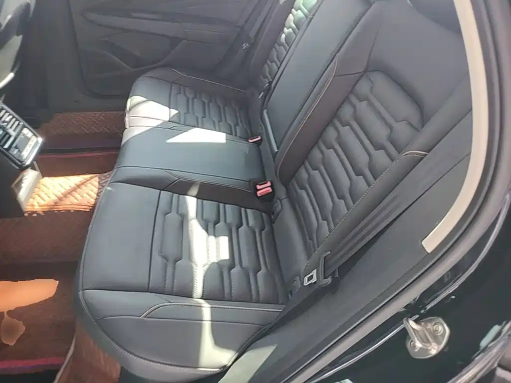 Volkswagen Passat — миниатюра 17