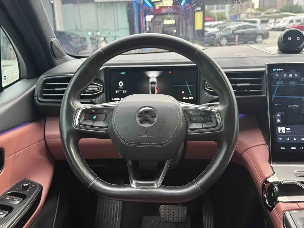 NIO EC6 — миниатюра 10