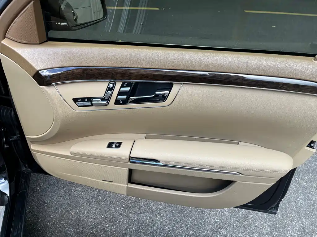 Mercedes-Benz S-Class S 2010 S 300 L Luxury