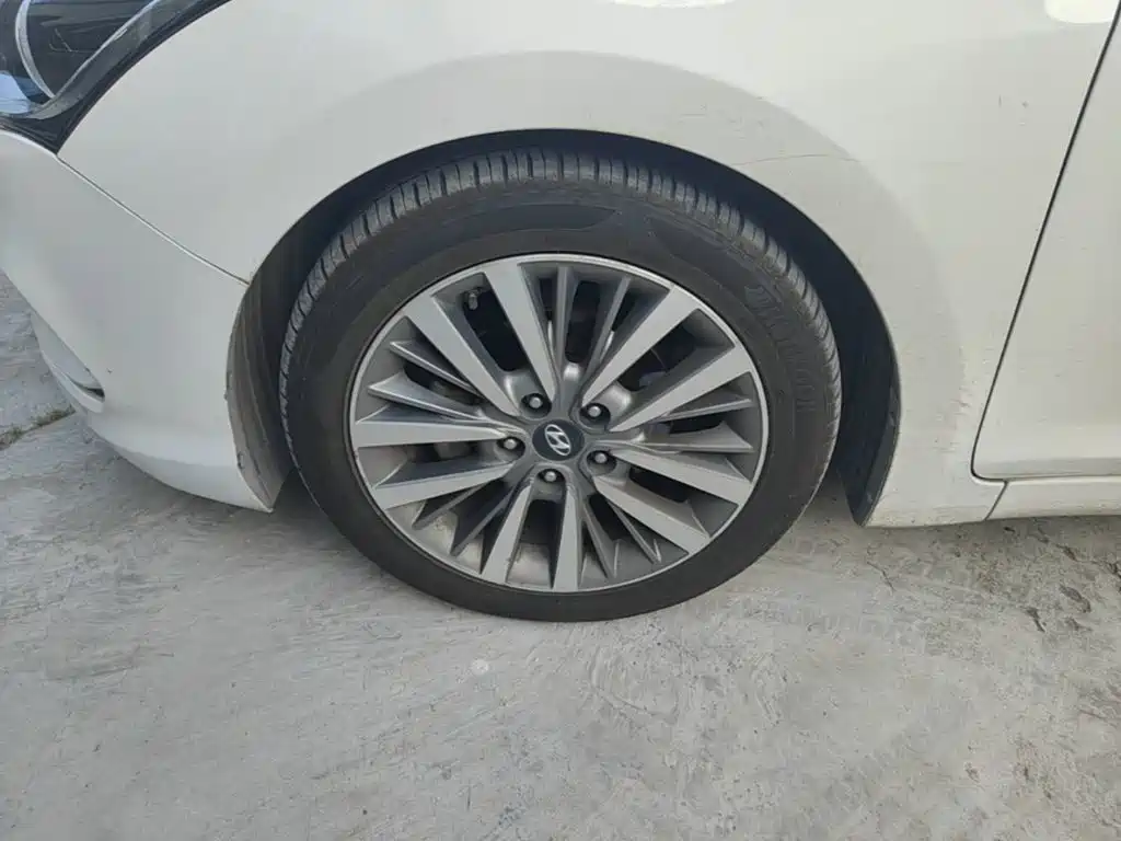 Hyundai Mistra — миниатюра 23