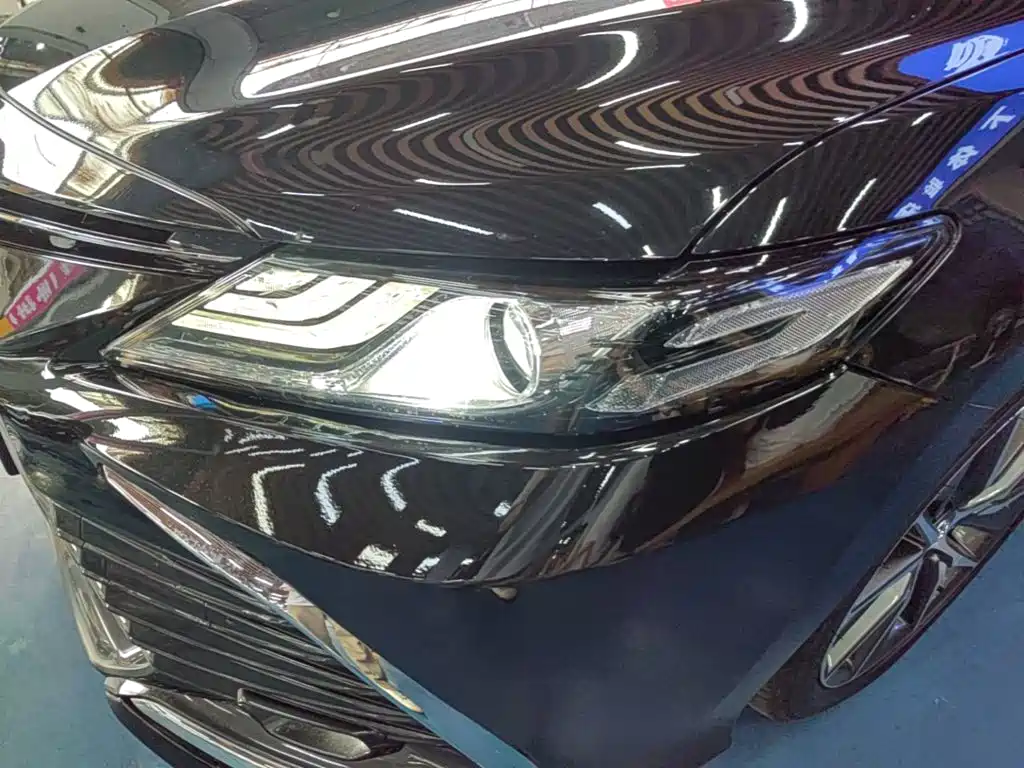 Toyota Camry — миниатюра 24