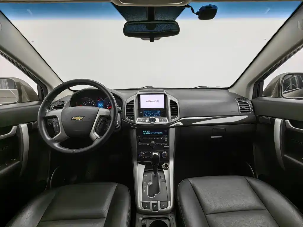 Chevrolet Captiva — миниатюра 5