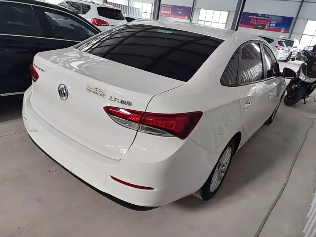 Buick Excelle — миниатюра 7