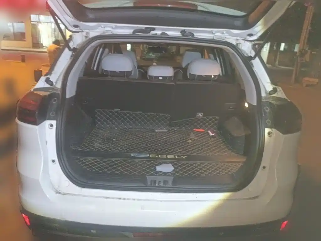 Geely Boyue — миниатюра 16