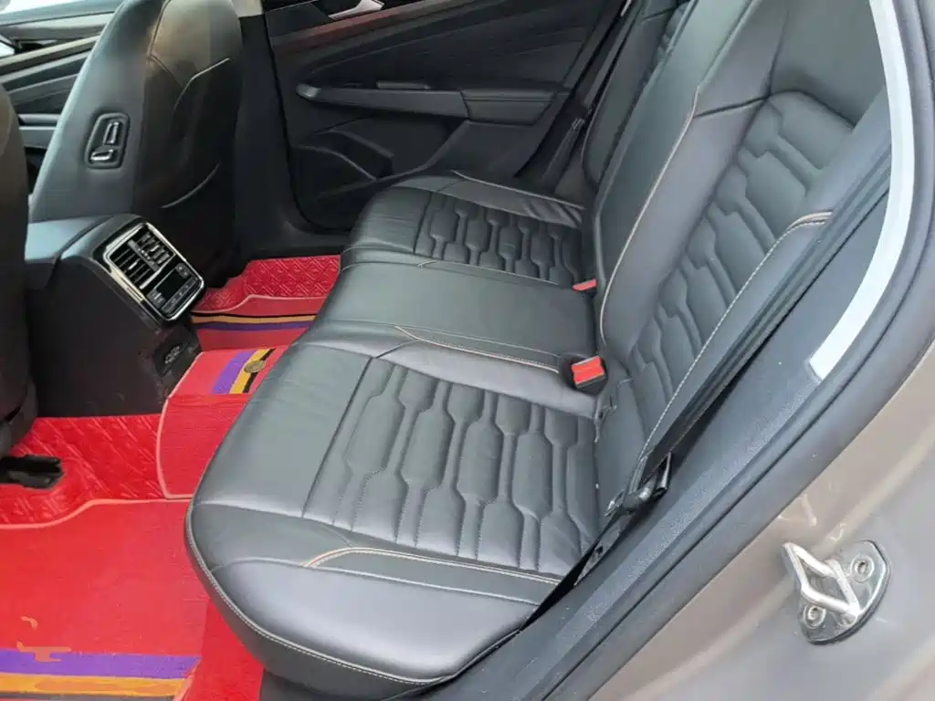 Volkswagen Passat — миниатюра 17