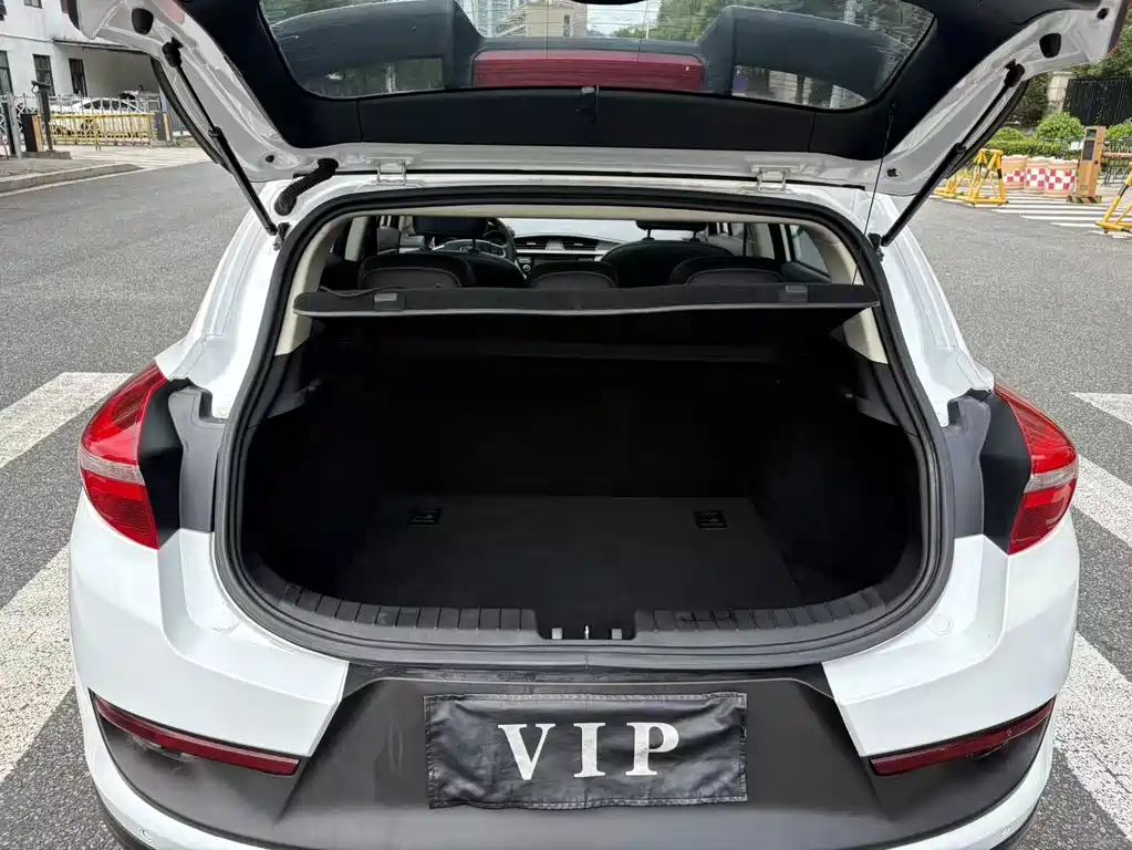 Geely Emgrand GS — миниатюра 14