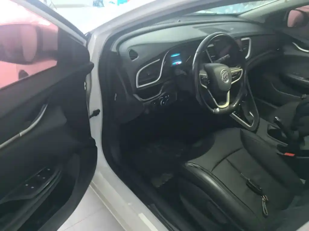 Buick Excelle — миниатюра 16