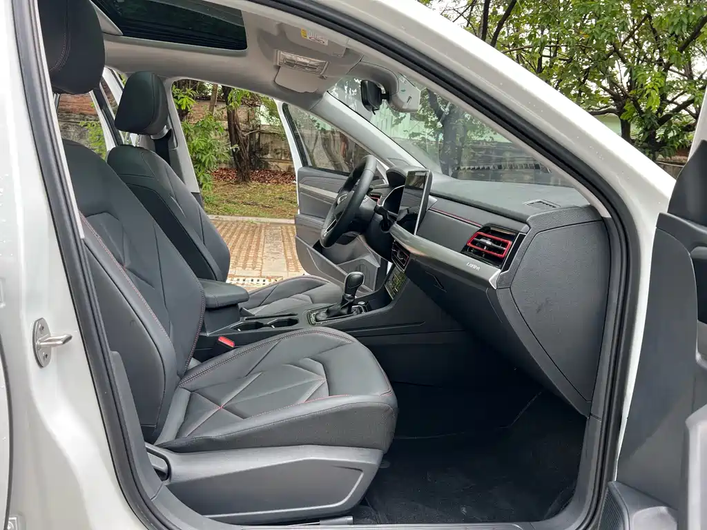 Volkswagen Lavida 2024 300TSI DSG Lead