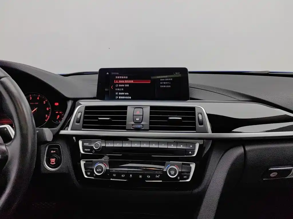 BMW 3 Series — миниатюра 12