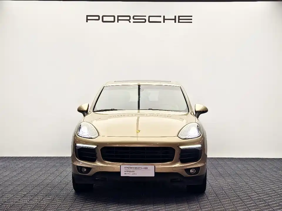 Porsche Cayenne — миниатюра 5