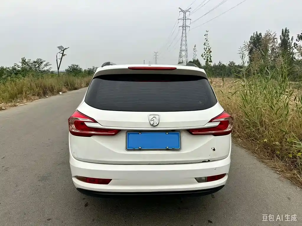 Baojun 310W — миниатюра 9