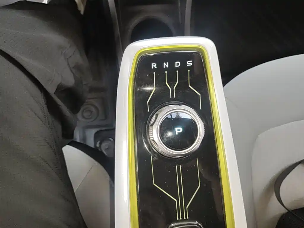 Changan Benben E-Star — миниатюра 14