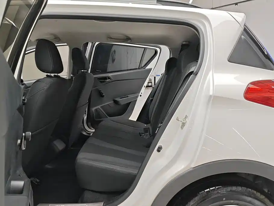 Baojun 310 — миниатюра 11