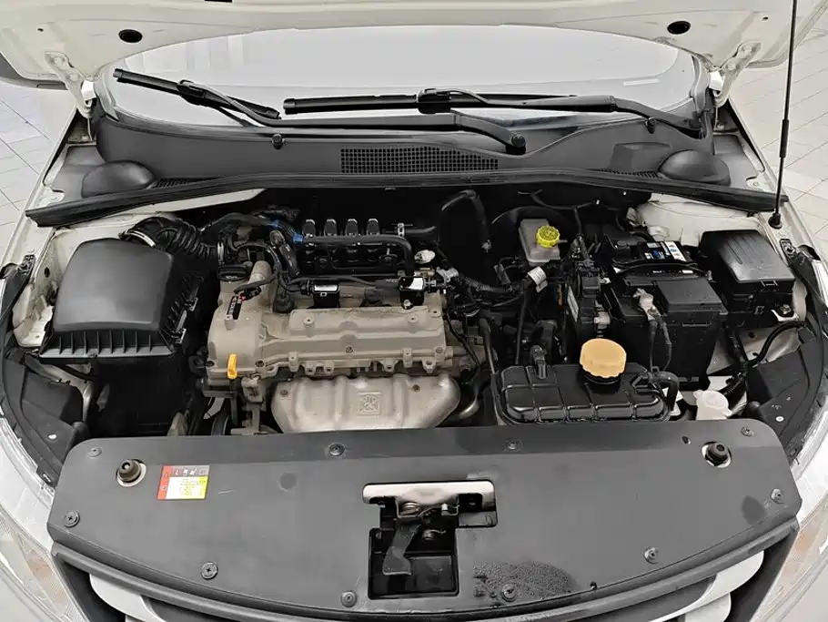 Baojun 310 — миниатюра 10