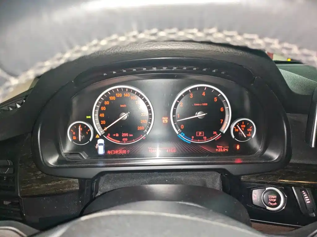 BMW X5 (Import) — миниатюра 12