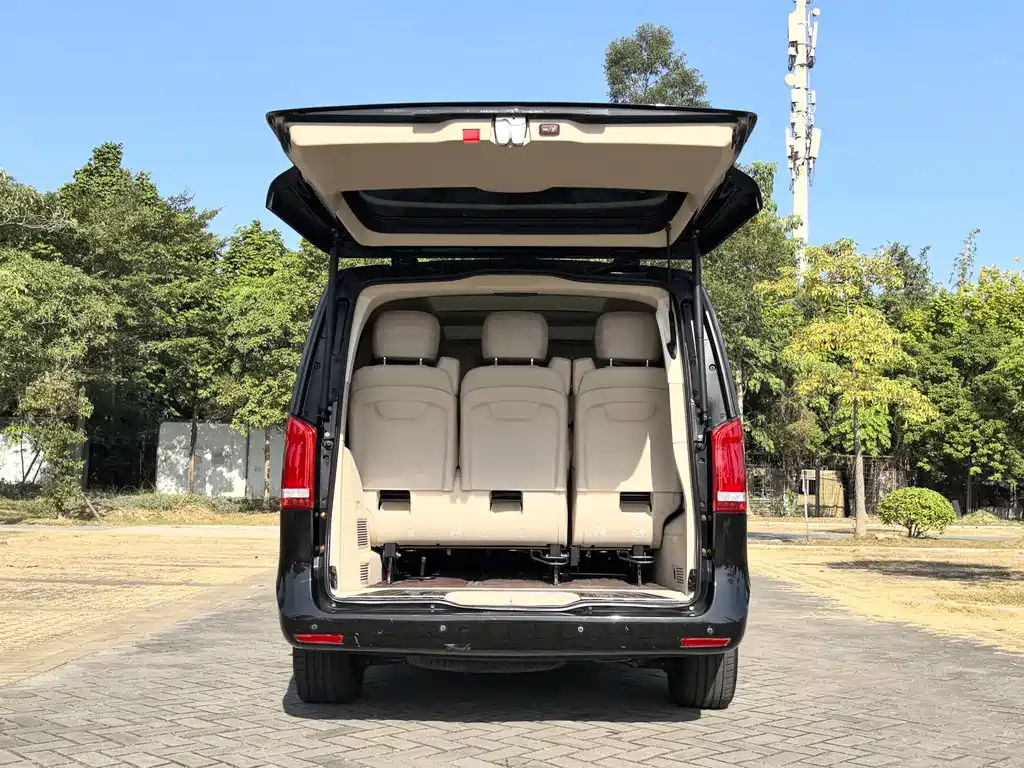 MERCEDES-BENZ V CLASS