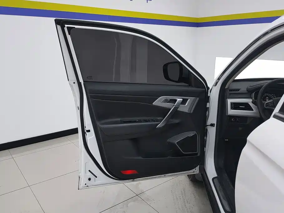 Geely Boyue — миниатюра 7
