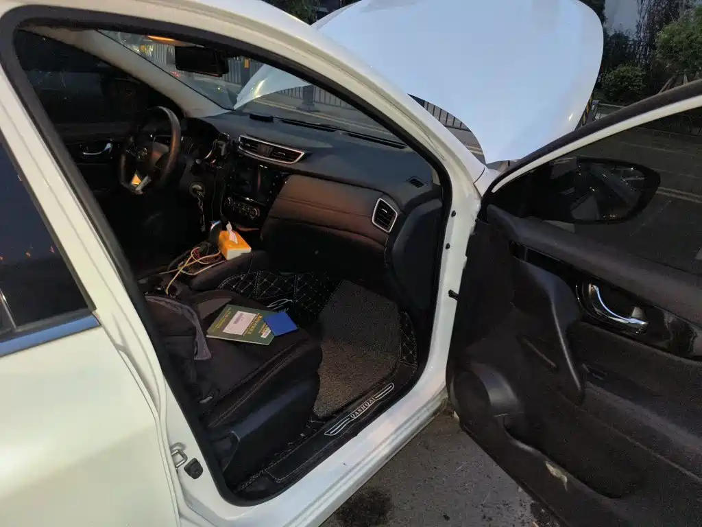 Nissan Qashqai — миниатюра 20
