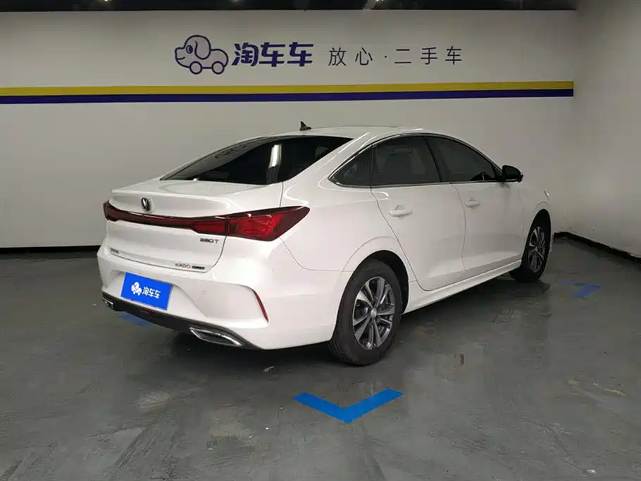 Changan Eado 2023 Enjoy PLUS NE 1.4T GDI DCT Luxury
