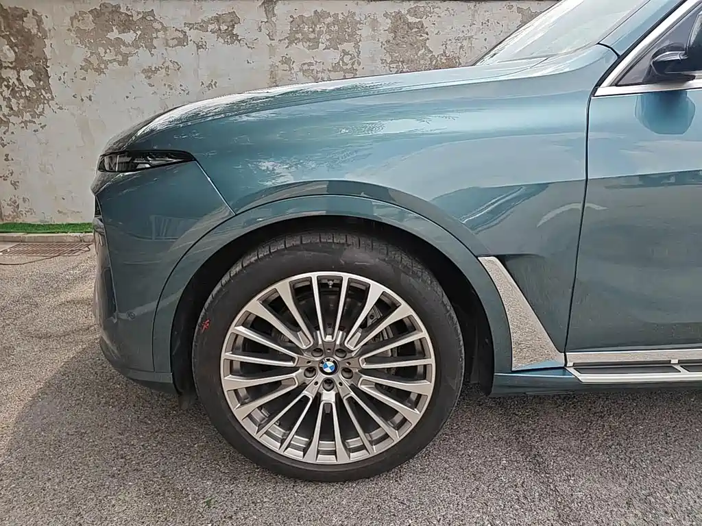 BMW X7 — миниатюра 8