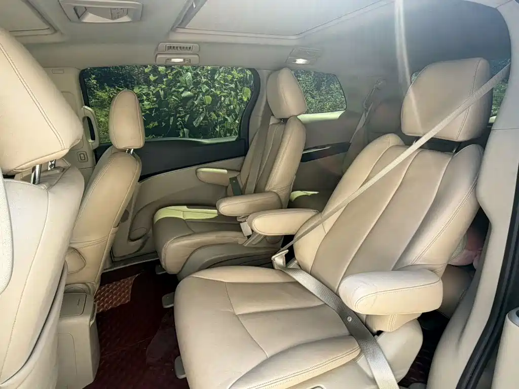 Buick GL8 2014 3.0L GT Luxury
