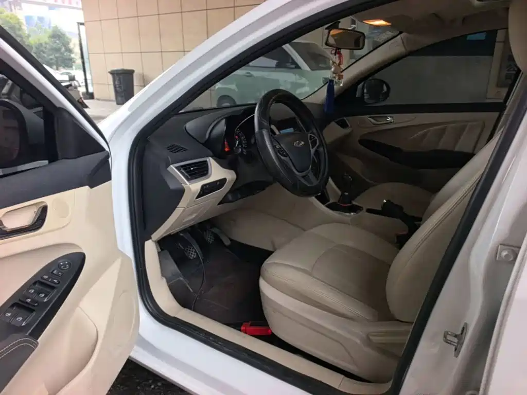 Chery Arrizo 7 — миниатюра 16