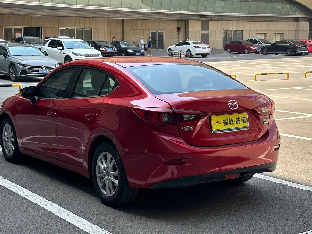 MAZDA  3 ANGKESAILA