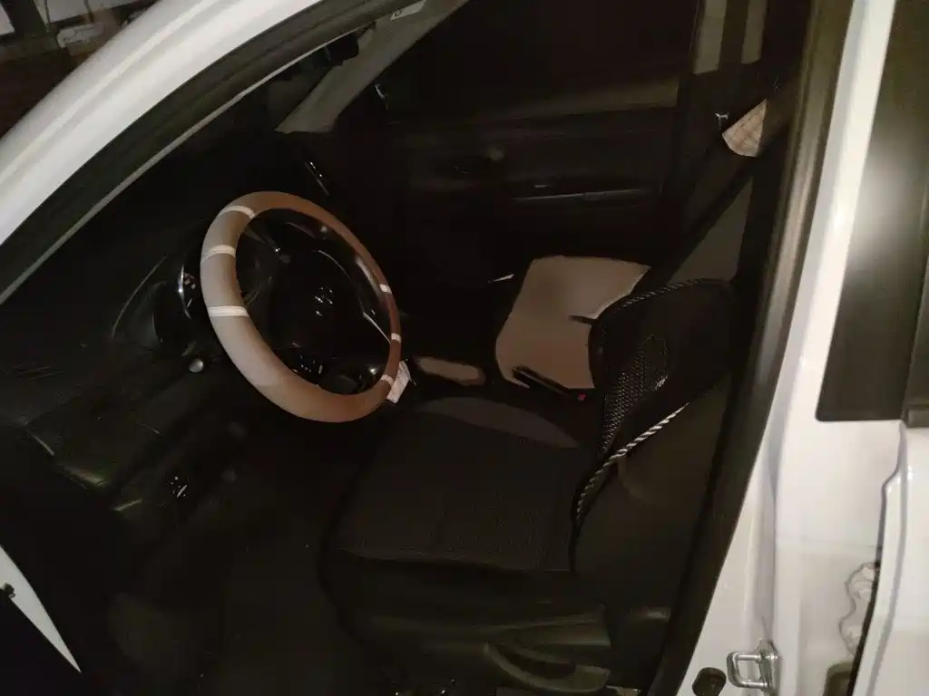 Toyota Vios FS — миниатюра 8