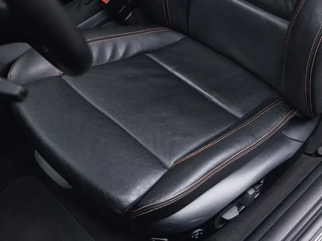 BMW 1 Series M — миниатюра 14