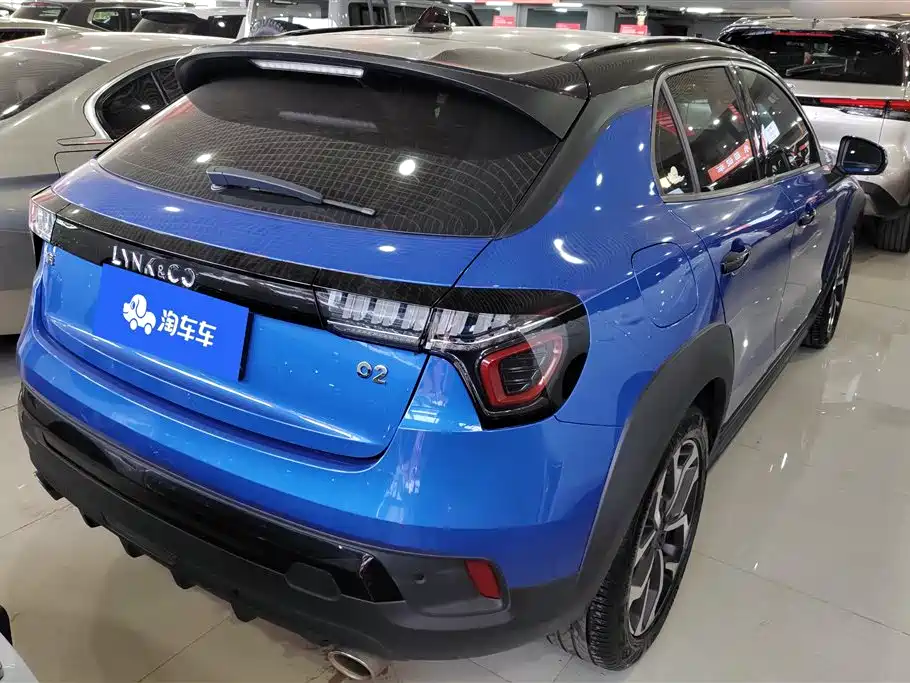 Lynk & Co 02 2018 2.0T DCT Pro V